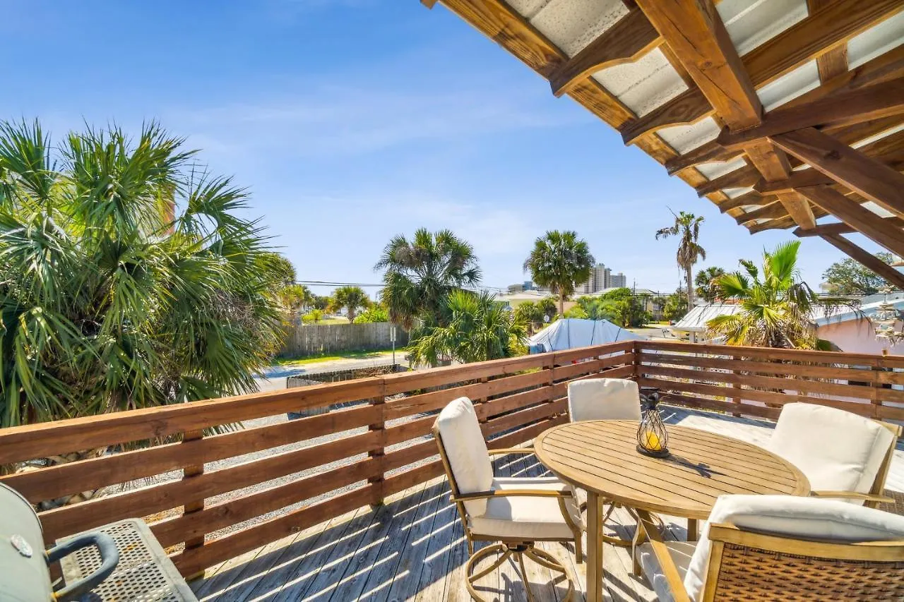 Two Bedroom Beach House With Private Parking, Outdoor Shower And More Panama City Beach